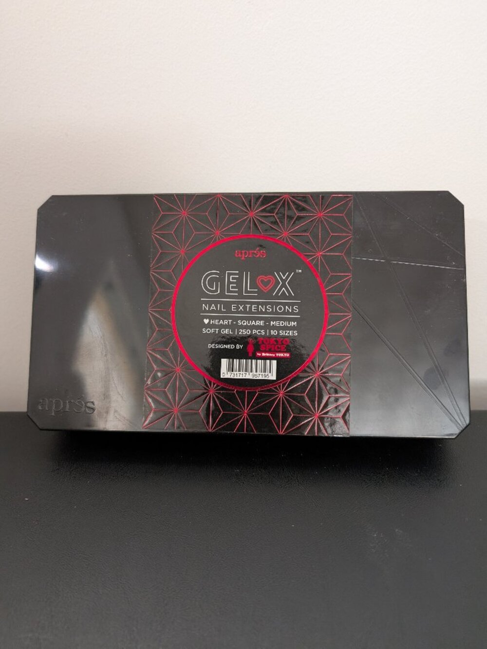 Aprés Gel-X Tokyo Spice Heart Square Medium Soft Gel Nail Tips